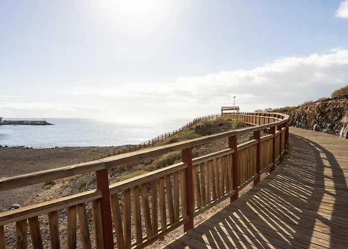 Home2book Coastal Hideaway Abrigos *