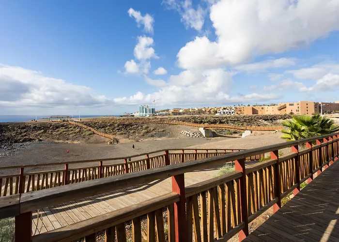 Home2book Coastal Hideaway Abrigos Appartement *